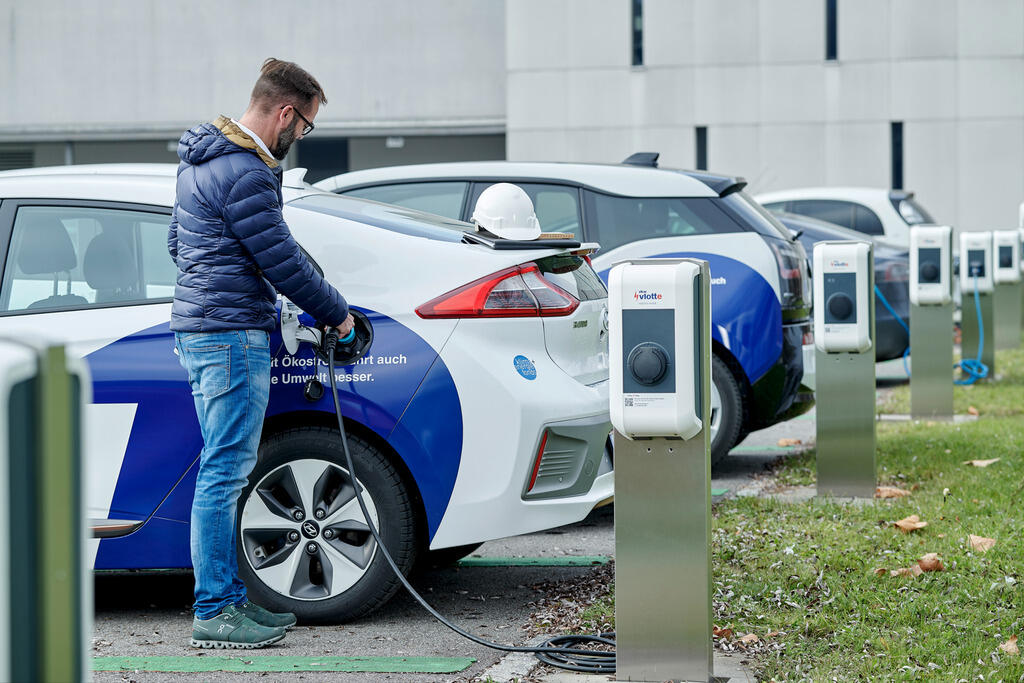 mehr als 10.000 E-Autos auf Vorarlbergs Straßen unterwegs