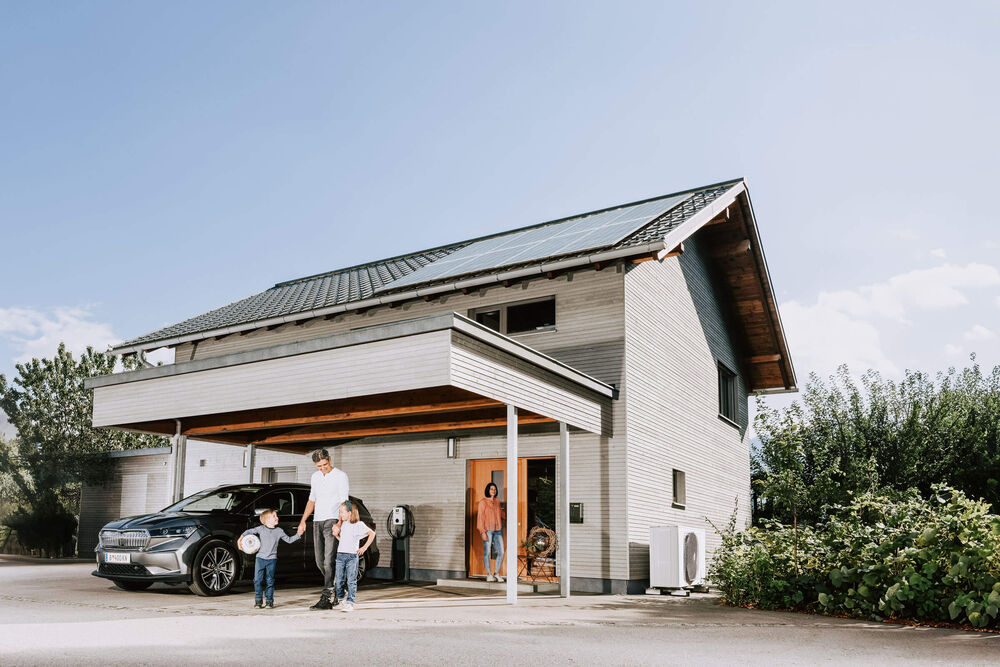 buendelprodukt-haus-carport-familie